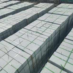 定西 芝麻白1.8公分火烧300*600地铺，清仓大甩卖