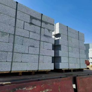 定西 路沿石装车出货