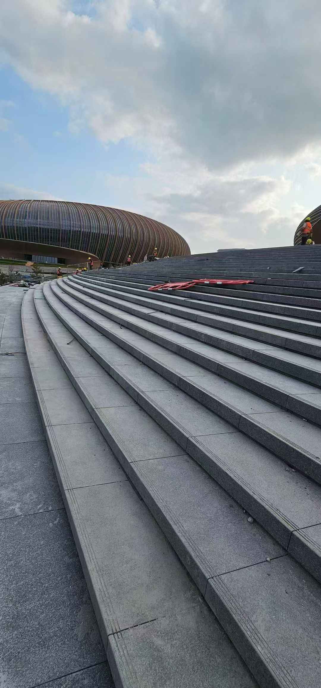 定西 弧形整石台阶铺装效果图